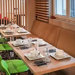 Ibis Styles Gare Grand Paris Hotel 3*