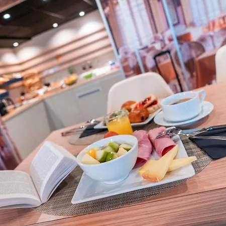 Hotel Ibis Styles Gare Grand Paris