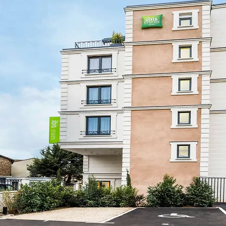Ibis Styles Gare Grand Paris Hotel