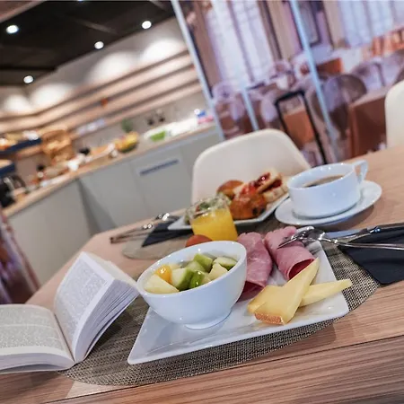 Ibis Styles Gare Grand Paris