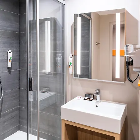 Ibis Styles Gare Grand Paris 3*