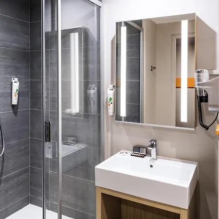 Hotel Ibis Styles Gare Grand Paris