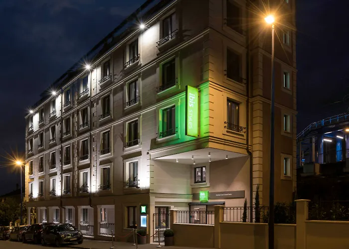 Hotel Ibis Styles Gare Grand Paris 3*