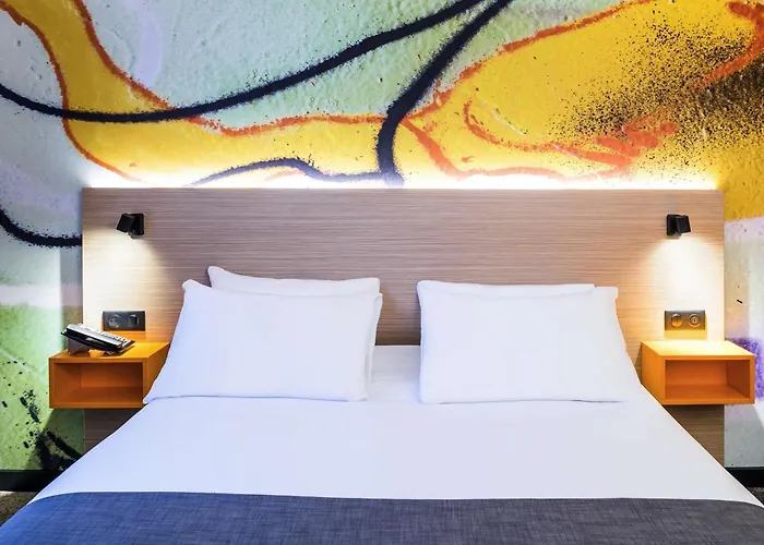 Hotel Ibis Styles Gare Grand Paris 3*
