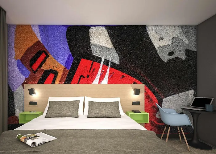 Hotel Ibis Styles Gare Grand Paris 3*