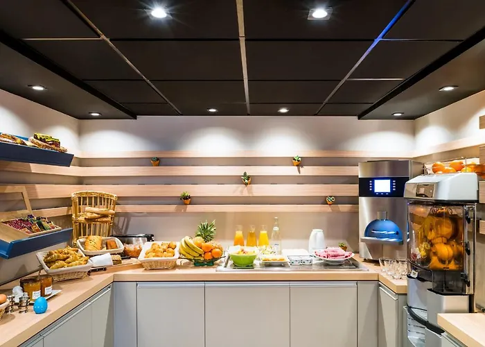 Hotel Ibis Styles Gare Grand Paris 3*