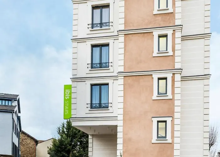 Ibis Styles Gare Grand Paris 3* Clamart